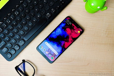 POCOPHONE F1 Lite, o cómo recortar un poco a un POCO POCOPHONE F1 Lite, o cómo recortar un poco a un POCO