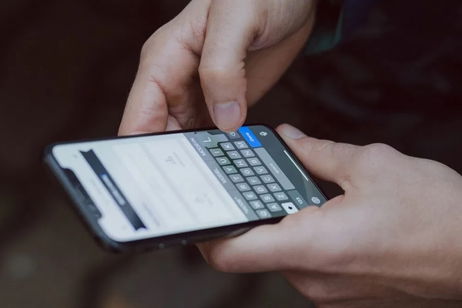 ¿Cansado de escribir tu correo electrónico? Con este truco de iOS puedes hacerlo con dos toques